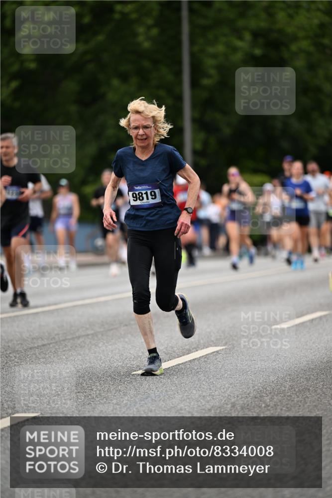 29.06.2025 - hella hamburg halbmarathon Dr. Thomas Lammeyer http://msf.ph/oto/8334008 29.06.2025 10:39:53 Kennedybrücke 2412, 2787, 2827, 3828, 4413, 4703, 4965, 5147, 6029, 6189, 6471, 6867, 8296, 8567, 8947, 9470, 9803, 9819, 10360, 10565, 10652, 11187, 11198, 11233, 11359 meine-sportfotos.de
