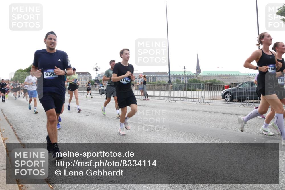 29.06.2025 - hella hamburg halbmarathon Lena Gebhardt http://msf.ph/oto/8334114 29.06.2025 10:38:02 Lombardsbrücke 6362, 11164, 11457, 1145, 1196, 1394, 1457, 1475, 1578, 1596, 1742, 1799, 1901, 1966, 1985, 2199, 2498, 2786, 2853, 3230, 3242, 3246, 3338, 3716, 3880, 4414, 4921, 5139, 5300, 5522, 5713, 5875, 6199, 6200, 6243, 6362, 6697, 6751, 6930, 7118, 7124, 7165, 7244, 7321, 7350, 7552, 7629, 7696, 7868, 7914, 8985, 9247, 9288, 9895, 10159, 10506, 10836, 11087, 11543, 12123, 12254, 12472, 12824, 16680, 17798 meine-sportfotos.de