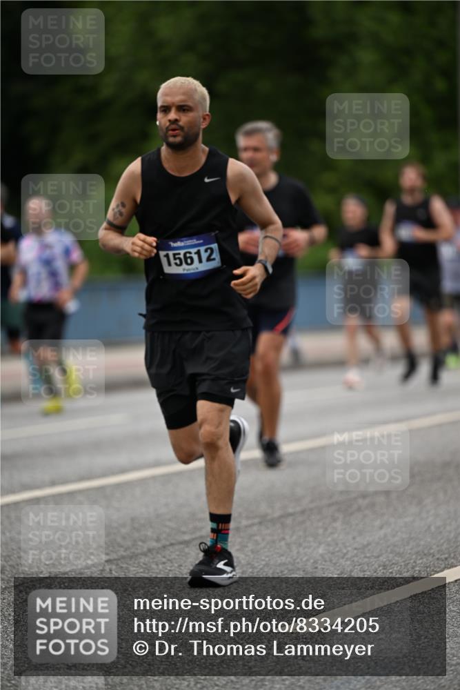 29.06.2025 - hella hamburg halbmarathon Dr. Thomas Lammeyer http://msf.ph/oto/8334205 29.06.2025 10:39:57 Kennedybrücke 1336, 2412, 2787, 2827, 3828, 4413, 4965, 5147, 6029, 6189, 6471, 6867, 7275, 8567, 8947, 9470, 9819, 10047, 10360, 10565, 10652, 11187, 11198, 11233, 11359 meine-sportfotos.de