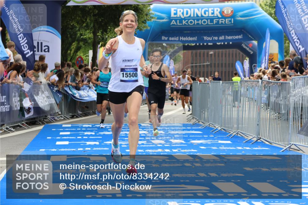 29.06.2025 - hella hamburg halbmarathon Strokosch-Dieckow http://msf.ph/oto/8334242 29.06.2025 10:33:54 Ziel 1743, 2243, 9345, 9519, 10865, 11227, 13493, 13494, 13771, 14310, 14466, 15268, 15500, 16243, 17877 meine-sportfotos.de
