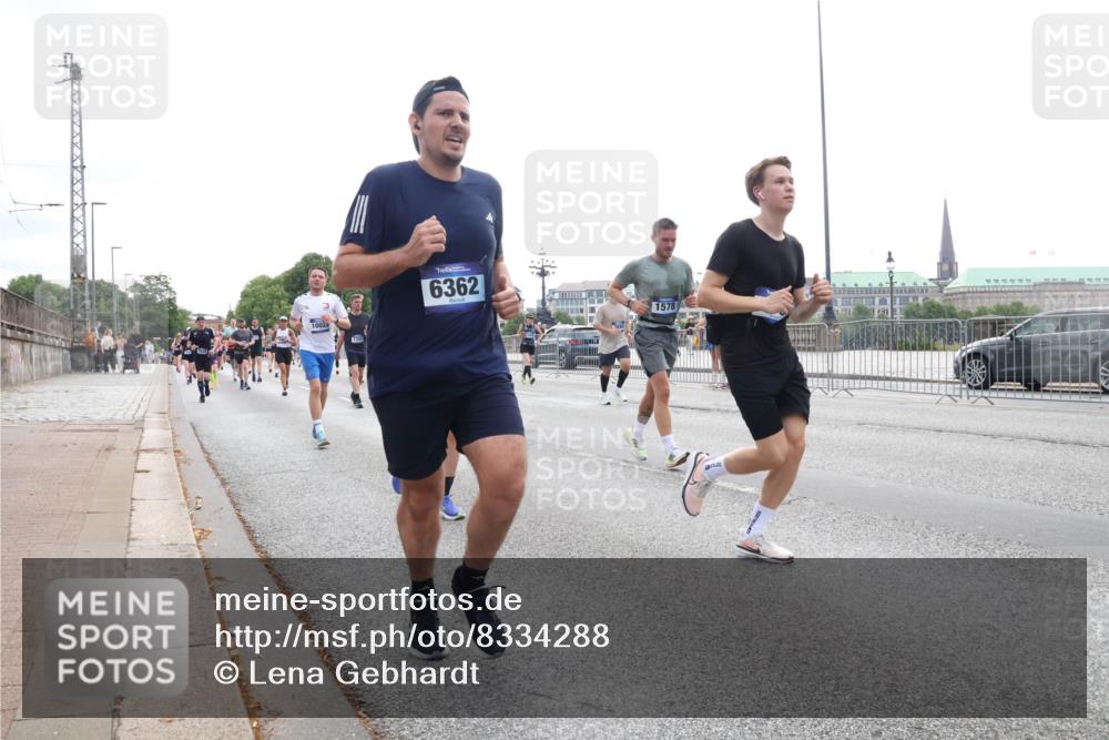 29.06.2025 - hella hamburg halbmarathon Lena Gebhardt http://msf.ph/oto/8334288 29.06.2025 10:38:02 Lombardsbrücke 10025, 7358, 6362, 1578, 1196, 1394, 1457, 1475, 1578, 1596, 1742, 1799, 1901, 1966, 1985, 2199, 2498, 2786, 2853, 3230, 3242, 3246, 3338, 3716, 3880, 4414, 4921, 5139, 5300, 5522, 5713, 5875, 6199, 6200, 6243, 6362, 6697, 6751, 6930, 7118, 7124, 7165, 7244, 7321, 7350, 7552, 7629, 7696, 7868, 7914, 8985, 9247, 9288, 9895, 10159, 10506, 10836, 11087, 11543, 12123, 12254, 12472, 12824, 16680, 17798 meine-sportfotos.de