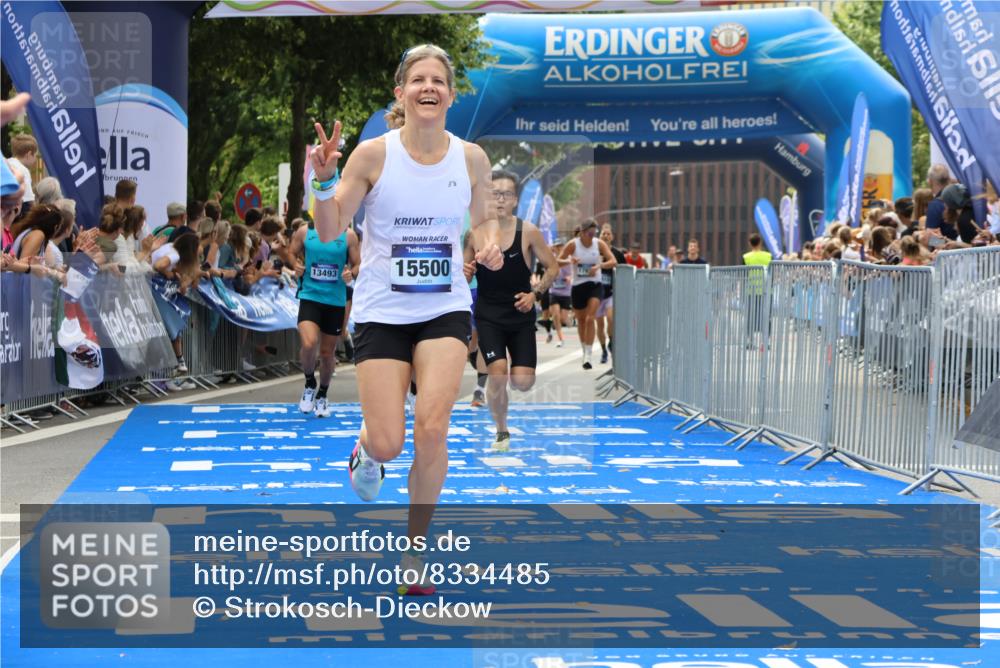 29.06.2025 - hella hamburg halbmarathon Strokosch-Dieckow http://msf.ph/oto/8334485 29.06.2025 10:33:54 Ziel 1743, 2243, 9345, 9519, 10865, 11227, 13493, 13494, 13771, 14310, 14466, 15268, 15500, 16243, 17877 meine-sportfotos.de