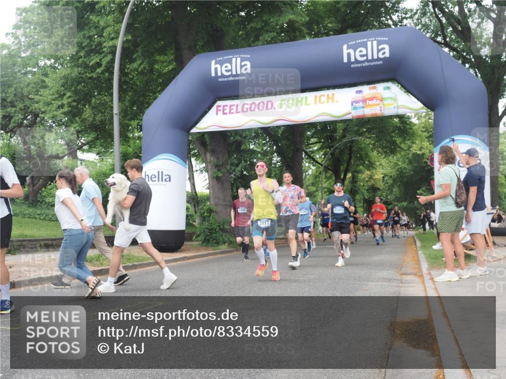 29.06.2025 - hella hamburg halbmarathon KatJ http://msf.ph/oto/8334559 29.06.2025 10:47:41 Zwischen KM18-KM19 1006, 1414, 1453, 2011, 2086, 3097, 6921, 7033 meine-sportfotos.de
