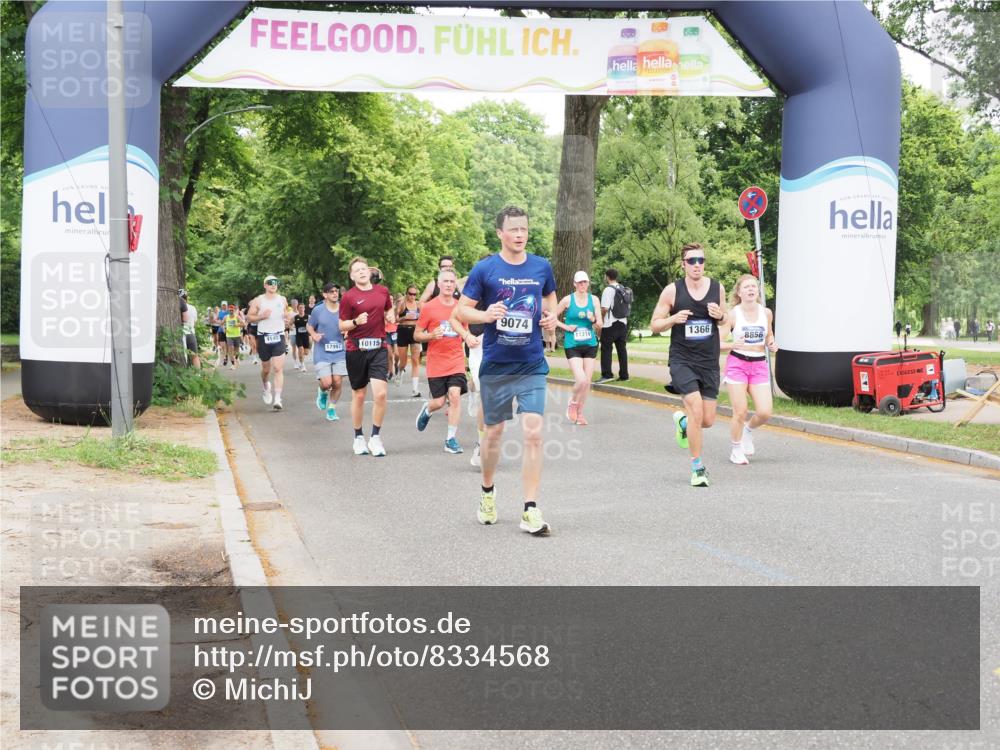 29.06.2025 - hella hamburg halbmarathon MichiJ http://msf.ph/oto/8334568 29.06.2025 10:38:45 Zwischen KM18-KM19 1366, 7134, 7369, 8856, 9074, 9093, 9476, 9739, 10115, 10215, 10603, 10891, 11124, 11791, 12367, 13707, 16591, 17129, 18006 meine-sportfotos.de