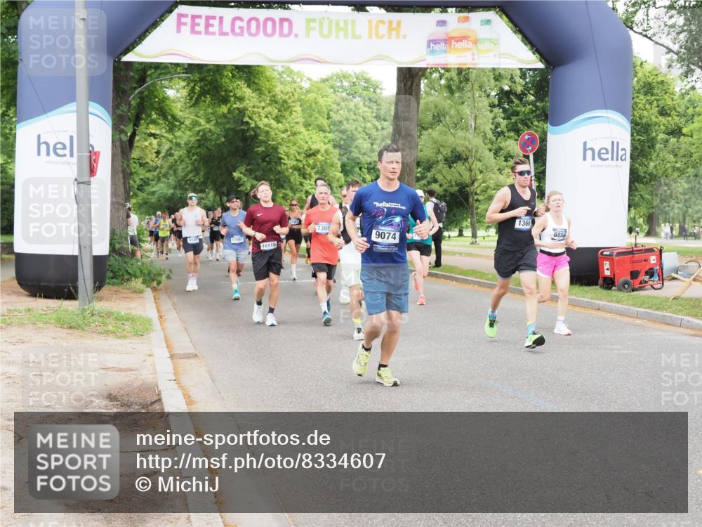 29.06.2025 - hella hamburg halbmarathon MichiJ http://msf.ph/oto/8334607 29.06.2025 10:38:45 Zwischen KM18-KM19 1366, 7134, 7369, 8856, 9074, 9093, 9476, 9739, 10115, 10215, 10603, 10891, 11124, 11791, 12367, 13707, 16591, 17129, 18006 meine-sportfotos.de