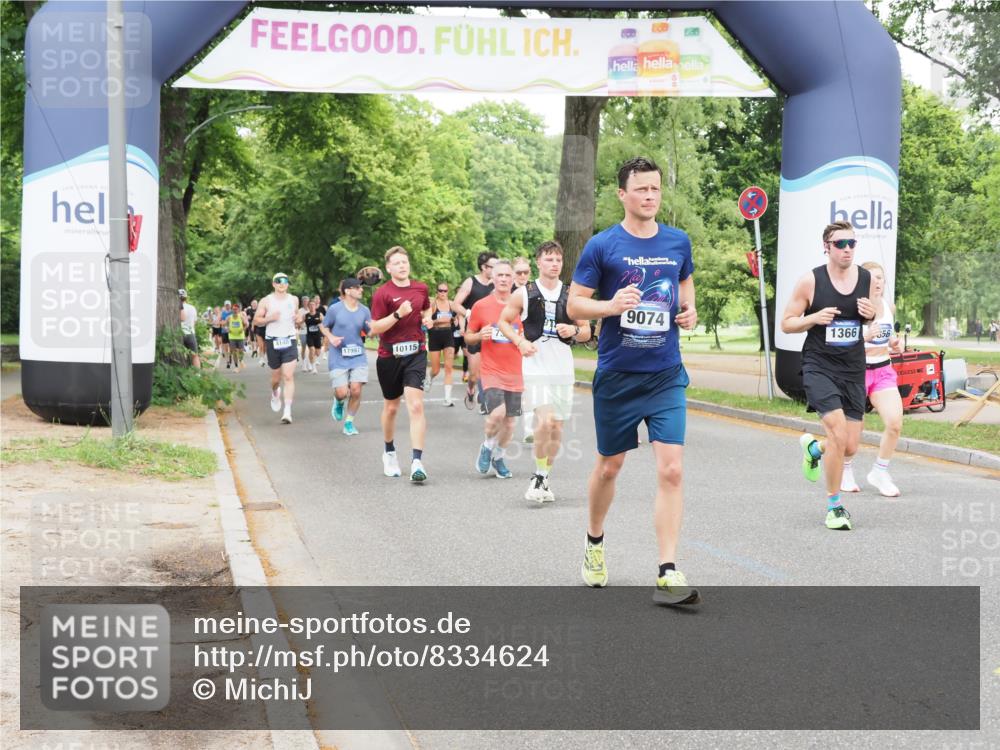 29.06.2025 - hella hamburg halbmarathon MichiJ http://msf.ph/oto/8334624 29.06.2025 10:38:46 Zwischen KM18-KM19 1366, 7134, 7369, 8371, 8856, 9074, 9093, 9476, 9739, 10115, 10215, 10603, 11124, 11214, 11791, 13707, 16591, 17129, 18006 meine-sportfotos.de