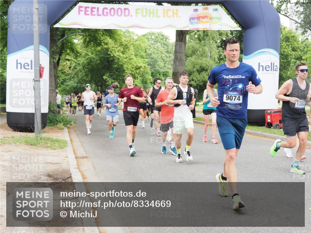 29.06.2025 - hella hamburg halbmarathon MichiJ http://msf.ph/oto/8334669 29.06.2025 10:38:46 Zwischen KM18-KM19 1366, 7134, 7369, 8371, 8856, 9074, 9093, 9476, 9739, 10115, 10215, 10603, 11124, 11214, 11791, 13707, 16591, 17129, 18006 meine-sportfotos.de
