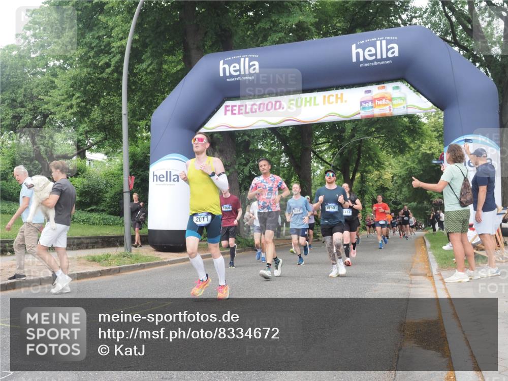 29.06.2025 - hella hamburg halbmarathon KatJ http://msf.ph/oto/8334672 29.06.2025 10:47:42 Zwischen KM18-KM19 1006, 1414, 1453, 2011, 2086, 2322, 2323, 7033 meine-sportfotos.de