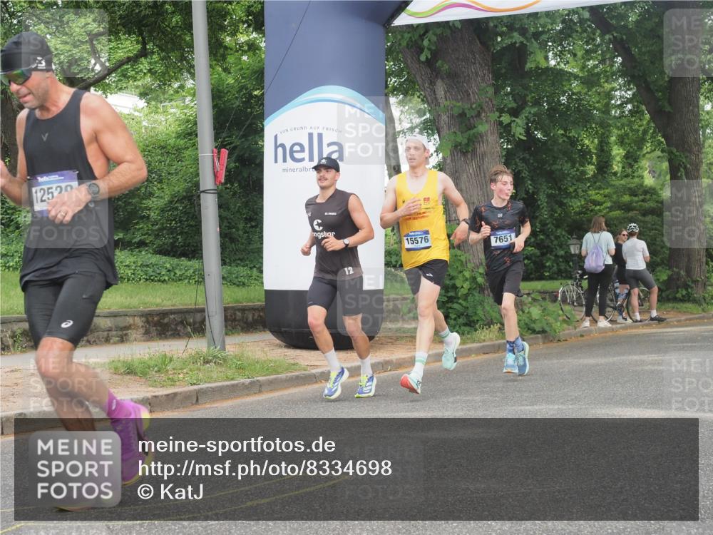 29.06.2025 - hella hamburg halbmarathon KatJ http://msf.ph/oto/8334698 29.06.2025 10:17:44 Zwischen KM18-KM19 1122, 2604 meine-sportfotos.de