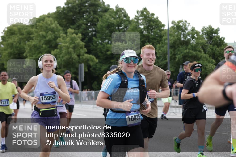 29.06.2025 - hella hamburg halbmarathon Jannik Wohlers http://msf.ph/oto/8335020 29.06.2025 10:40:46 Lombardsbrücke 1317, 1731, 2229, 2805, 3532, 3533, 4234, 4412, 4638, 5086, 5225, 5549, 5688, 5689, 6088, 6474, 6842, 7661, 7821, 7829, 8293, 8385, 8751, 8769, 8878, 8992, 9962, 10269, 10407, 10644, 10835, 11759, 11851, 13168, 13778, 13848, 14253, 14553, 14776, 15076, 15953, 16454, 16802, 16846, 16981, 17233, 17234, 17872, 17879, 18142, 18494, 18580, 18844, 18888 meine-sportfotos.de