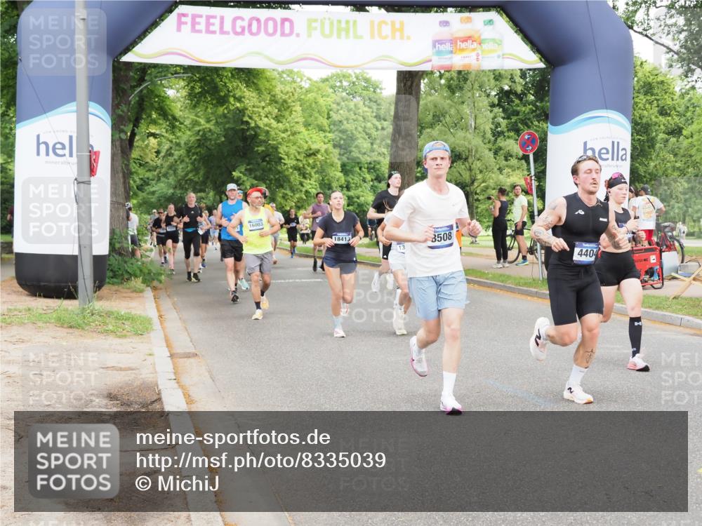 29.06.2025 - hella hamburg halbmarathon MichiJ http://msf.ph/oto/8335039 29.06.2025 10:38:54 Zwischen KM18-KM19 2955, 3258, 4140, 4297, 4404, 8371, 8413, 8508, 8930, 11214, 11459, 11512, 13808, 17033, 17962, 17978, 17997, 18413, 18475 meine-sportfotos.de