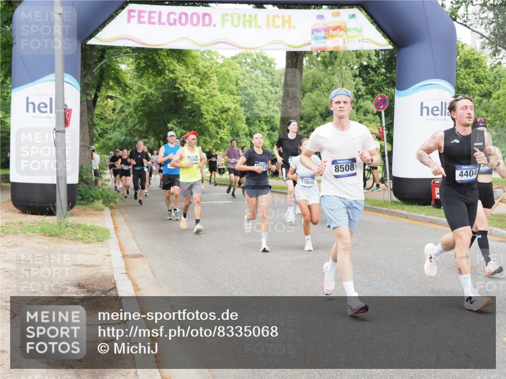 29.06.2025 - hella hamburg halbmarathon MichiJ http://msf.ph/oto/8335068 29.06.2025 10:38:54 Zwischen KM18-KM19 2955, 3258, 4140, 4297, 4404, 8371, 8413, 8508, 8930, 11214, 11459, 11512, 13808, 17033, 17962, 17978, 17997, 18413, 18475 meine-sportfotos.de