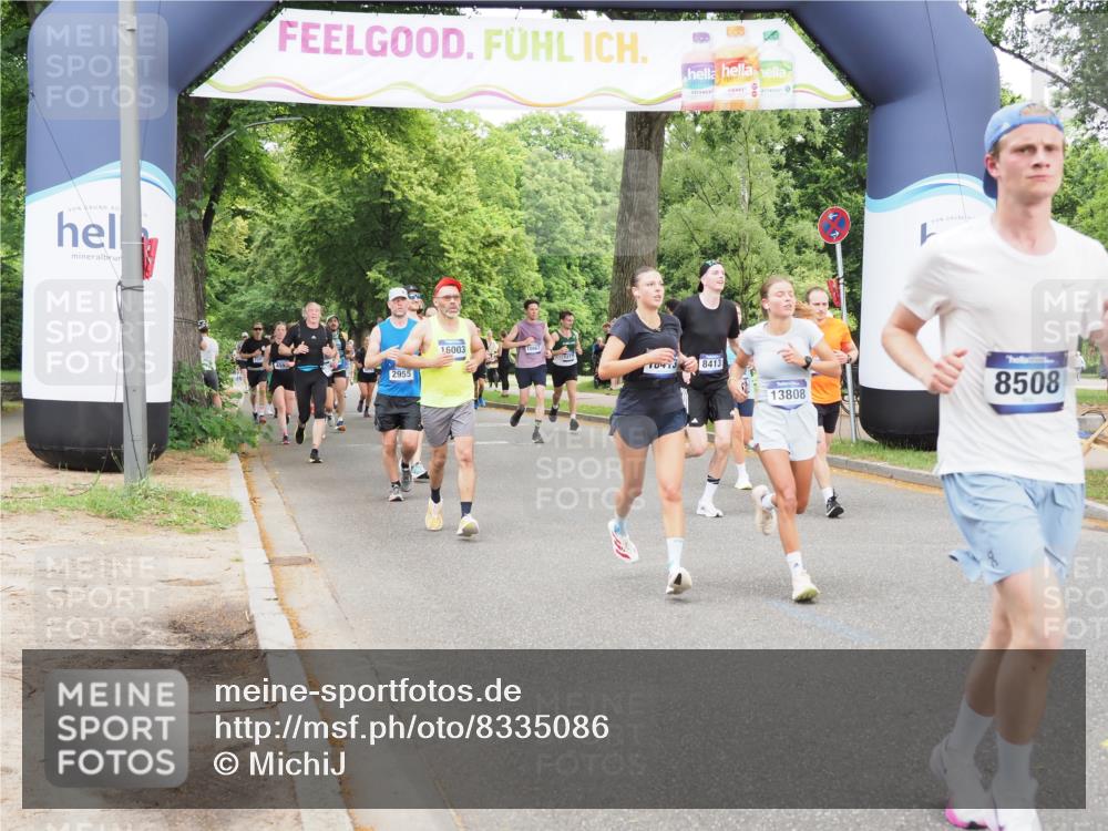 29.06.2025 - hella hamburg halbmarathon MichiJ http://msf.ph/oto/8335086 29.06.2025 10:38:55 Zwischen KM18-KM19 1335, 2955, 3258, 4140, 4297, 4404, 5102, 8413, 8508, 8930, 11459, 11512, 13808, 17033, 17962, 17978, 17997, 18413, 18475 meine-sportfotos.de