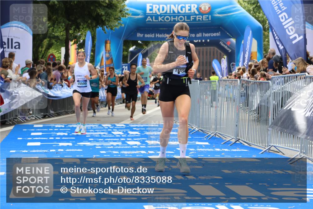 29.06.2025 - hella hamburg halbmarathon Strokosch-Dieckow http://msf.ph/oto/8335088 29.06.2025 10:33:51 Ziel 1743, 2228, 2243, 2746, 4246, 5193, 9519, 10865, 13771, 14310, 14466, 15500, 16243 meine-sportfotos.de