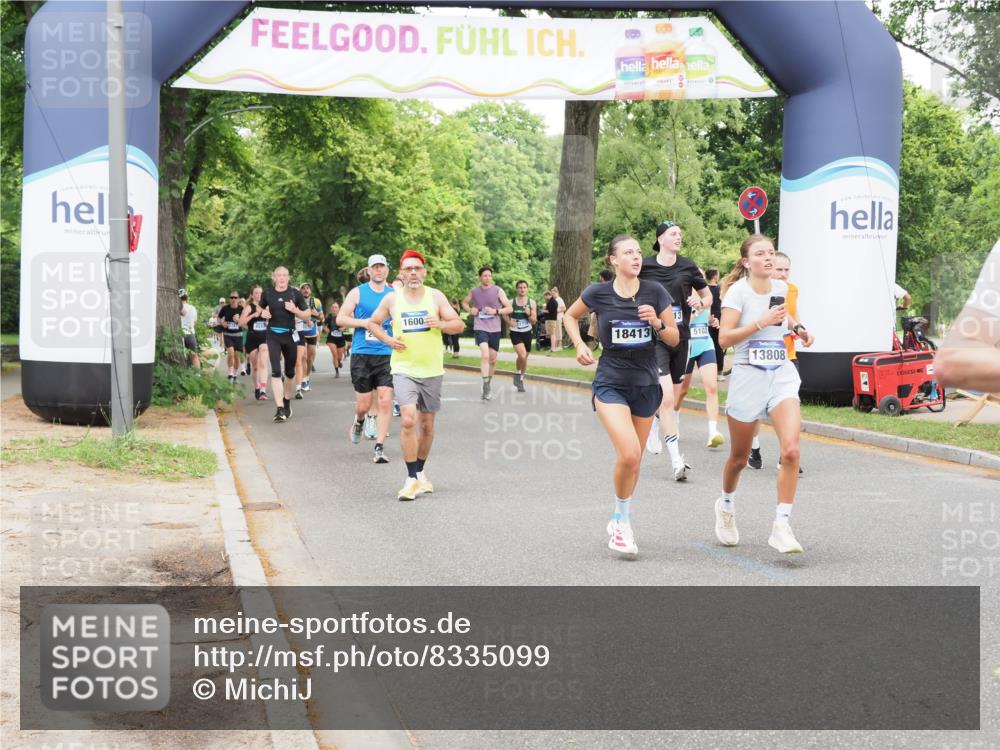 29.06.2025 - hella hamburg halbmarathon MichiJ http://msf.ph/oto/8335099 29.06.2025 10:38:55 Zwischen KM18-KM19 1335, 2955, 3258, 4140, 4297, 4404, 5102, 8413, 8508, 8930, 11459, 11512, 13808, 17033, 17962, 17978, 17997, 18413, 18475 meine-sportfotos.de