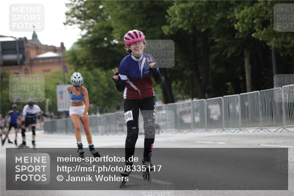 29.06.2025 - hella hamburg halbmarathon Jannik Wohlers http://msf.ph/oto/8335117 29.06.2025 09:01:48 Lombardsbrücke  meine-sportfotos.de
