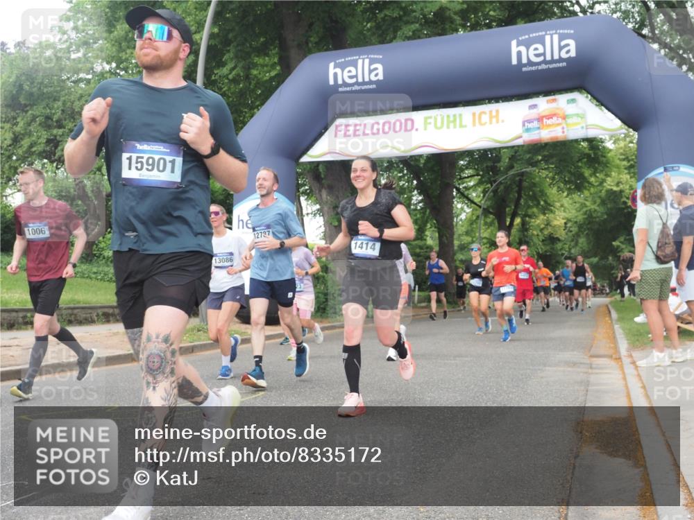 29.06.2025 - hella hamburg halbmarathon KatJ http://msf.ph/oto/8335172 29.06.2025 10:47:44 Zwischen KM18-KM19 1006, 1190, 1414, 1453, 2011, 2086, 2322, 2323 meine-sportfotos.de