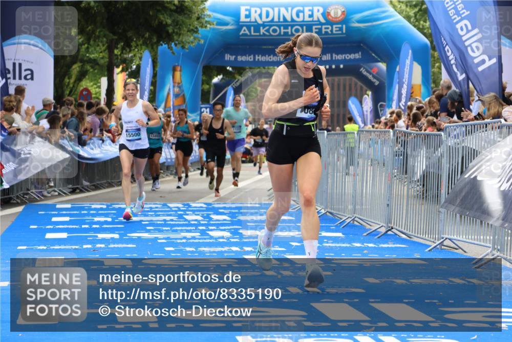 29.06.2025 - hella hamburg halbmarathon Strokosch-Dieckow http://msf.ph/oto/8335190 29.06.2025 10:33:51 Ziel 1743, 2228, 2243, 2746, 4246, 5193, 9519, 10865, 13771, 14310, 14466, 15500, 16243 meine-sportfotos.de