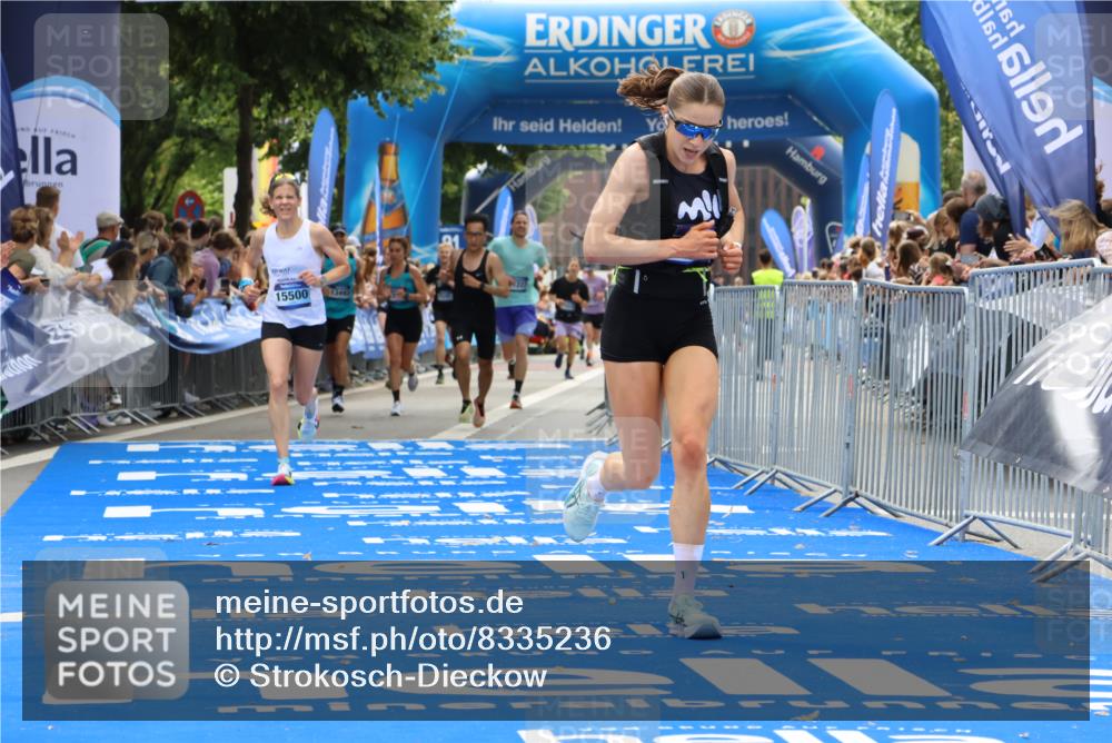 29.06.2025 - hella hamburg halbmarathon Strokosch-Dieckow http://msf.ph/oto/8335236 29.06.2025 10:33:51 Ziel 1743, 2228, 2243, 2746, 4246, 5193, 9519, 10865, 13771, 14310, 14466, 15500, 16243 meine-sportfotos.de