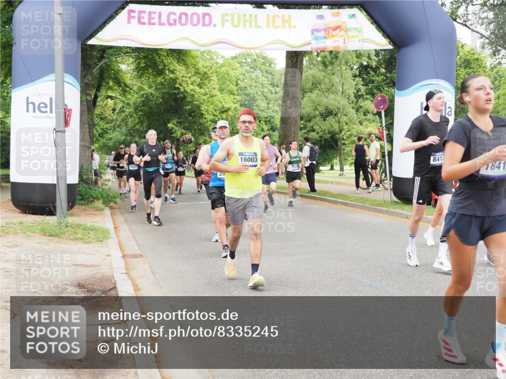29.06.2025 - hella hamburg halbmarathon MichiJ http://msf.ph/oto/8335245 29.06.2025 10:38:56 Zwischen KM18-KM19 1335, 2955, 3258, 4297, 4404, 5102, 8413, 8508, 8930, 11459, 11512, 13808, 16003, 17033, 17962, 17978, 17997, 18413, 18475 meine-sportfotos.de