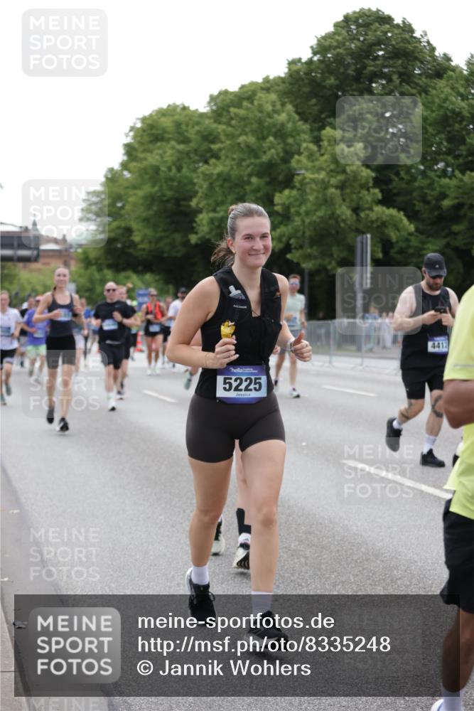 29.06.2025 - hella hamburg halbmarathon Jannik Wohlers http://msf.ph/oto/8335248 29.06.2025 10:40:49 Lombardsbrücke 1317, 1731, 2229, 2805, 3532, 3533, 4412, 4638, 5086, 5225, 5549, 5688, 5689, 5928, 6088, 6250, 6474, 7661, 7821, 7829, 8293, 8385, 8586, 8751, 8769, 8878, 8992, 9962, 10181, 10269, 10407, 10644, 10835, 11759, 11851, 13168, 13299, 13373, 13778, 13848, 14253, 14376, 14776, 15076, 15953, 16260, 16454, 16559, 16802, 16846, 16981, 17370, 17872, 18142, 18494, 18580, 18844, 18888 meine-sportfotos.de