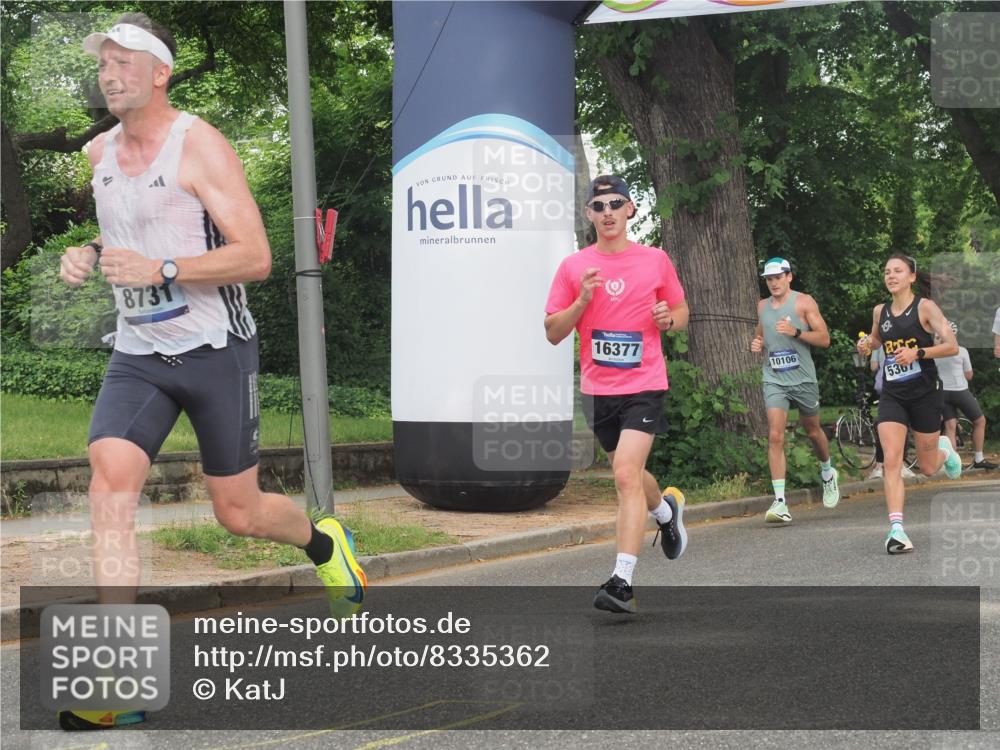 29.06.2025 - hella hamburg halbmarathon KatJ http://msf.ph/oto/8335362 29.06.2025 10:17:53 Zwischen KM18-KM19 4678, 5367, 7651, 8731 meine-sportfotos.de