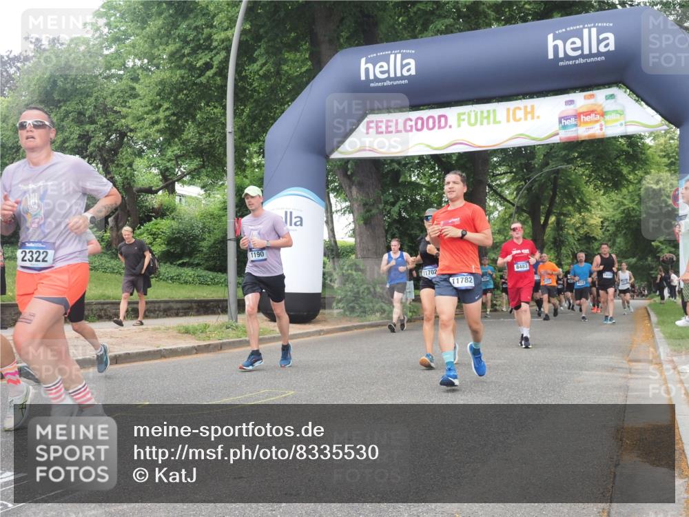 29.06.2025 - hella hamburg halbmarathon KatJ http://msf.ph/oto/8335530 29.06.2025 10:47:46 Zwischen KM18-KM19 1006, 1190, 1414, 2011, 2322, 2323, 8483 meine-sportfotos.de