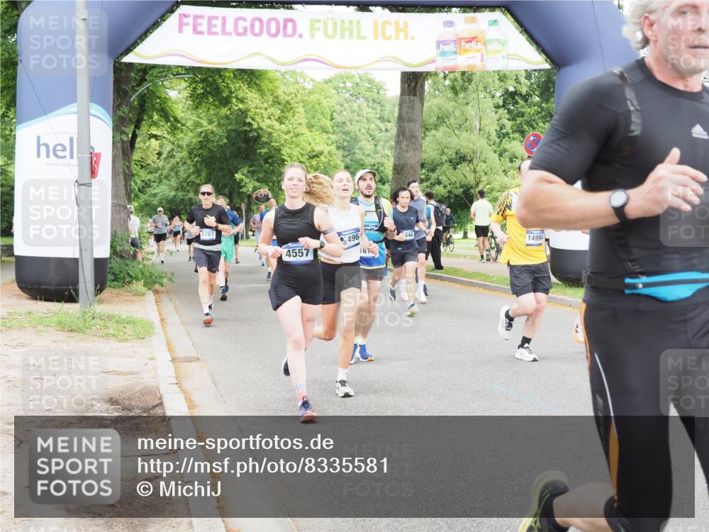 29.06.2025 - hella hamburg halbmarathon MichiJ http://msf.ph/oto/8335581 29.06.2025 10:39:00 Zwischen KM18-KM19 1335, 2955, 4404, 4557, 5102, 8413, 8508, 9214, 10667, 11459, 11625, 12778, 13808, 14122, 14994, 15001, 15496, 16003, 16179, 17978, 18413 meine-sportfotos.de