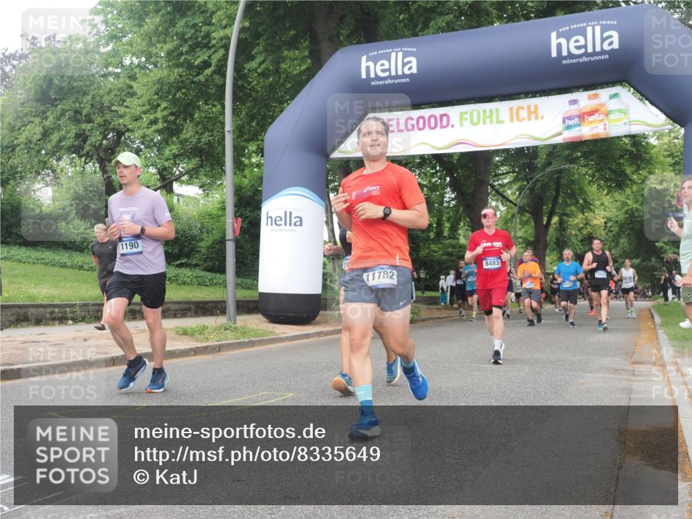 29.06.2025 - hella hamburg halbmarathon KatJ http://msf.ph/oto/8335649 29.06.2025 10:47:47 Zwischen KM18-KM19 1006, 1190, 1414, 2011, 2322, 2323, 8483 meine-sportfotos.de