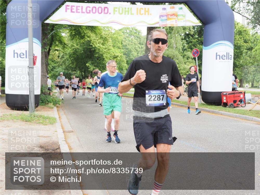 29.06.2025 - hella hamburg halbmarathon MichiJ http://msf.ph/oto/8335739 29.06.2025 10:39:03 Zwischen KM18-KM19 1335, 2287, 2946, 4557, 5102, 8977, 9214, 9656, 10667, 11625, 12224, 12778, 12949, 14122, 14994, 15001, 15126, 15496, 16003, 16179, 17131 meine-sportfotos.de
