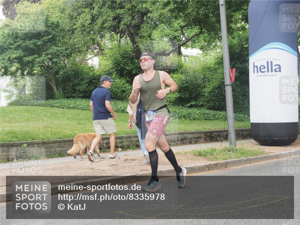 29.06.2025 - hella hamburg halbmarathon KatJ http://msf.ph/oto/8335978 29.06.2025 10:18:05 Zwischen KM18-KM19 1953 meine-sportfotos.de