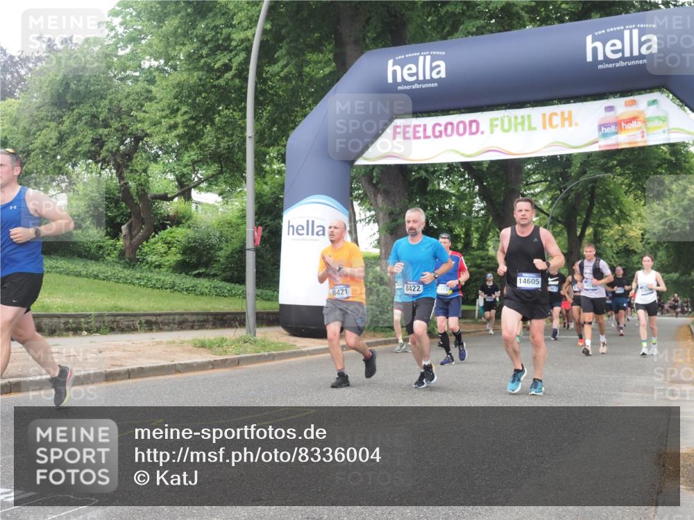 29.06.2025 - hella hamburg halbmarathon KatJ http://msf.ph/oto/8336004 29.06.2025 10:47:50 Zwischen KM18-KM19 1190, 2322, 2323, 8154, 8421, 8422, 8483 meine-sportfotos.de