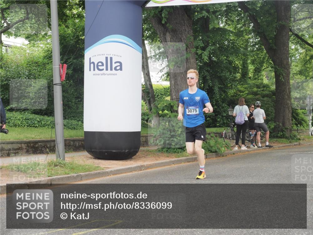 29.06.2025 - hella hamburg halbmarathon KatJ http://msf.ph/oto/8336099 29.06.2025 10:18:07 Zwischen KM18-KM19 1953, 3075 meine-sportfotos.de