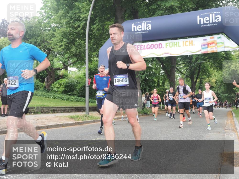 29.06.2025 - hella hamburg halbmarathon KatJ http://msf.ph/oto/8336244 29.06.2025 10:47:52 Zwischen KM18-KM19 1190, 3740, 6580, 7006, 8154, 8421, 8422, 8483 meine-sportfotos.de