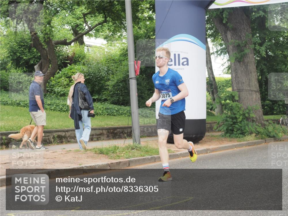 29.06.2025 - hella hamburg halbmarathon KatJ http://msf.ph/oto/8336305 29.06.2025 10:18:08 Zwischen KM18-KM19 1953, 3075 meine-sportfotos.de