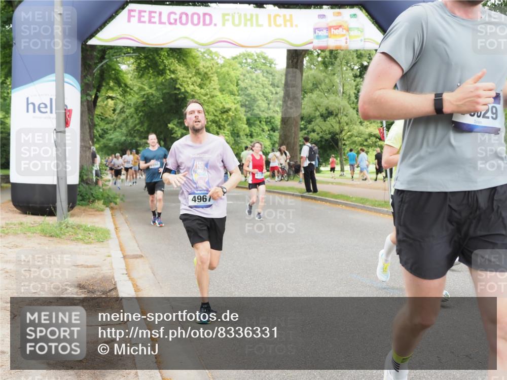 29.06.2025 - hella hamburg halbmarathon MichiJ http://msf.ph/oto/8336331 29.06.2025 10:39:11 Zwischen KM18-KM19 2397, 2636, 2818, 4967, 6286, 8977, 14561, 15126, 15829, 17530, 17815, 18869 meine-sportfotos.de