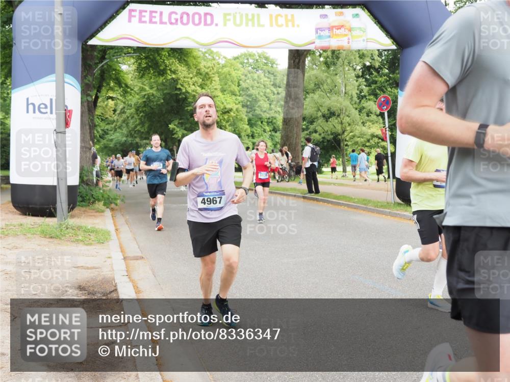 29.06.2025 - hella hamburg halbmarathon MichiJ http://msf.ph/oto/8336347 29.06.2025 10:39:11 Zwischen KM18-KM19 2397, 2636, 2818, 4967, 6286, 8977, 14561, 15126, 15829, 17530, 17815, 18869 meine-sportfotos.de