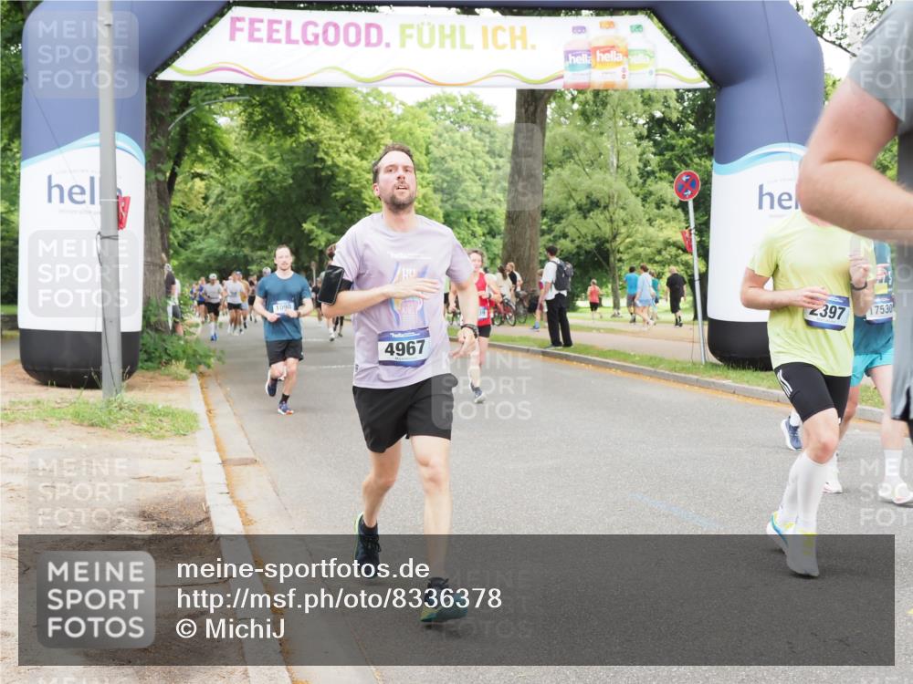 29.06.2025 - hella hamburg halbmarathon MichiJ http://msf.ph/oto/8336378 29.06.2025 10:39:11 Zwischen KM18-KM19 2397, 2636, 2818, 4967, 6286, 8977, 14561, 15126, 15829, 17530, 17815, 18869 meine-sportfotos.de
