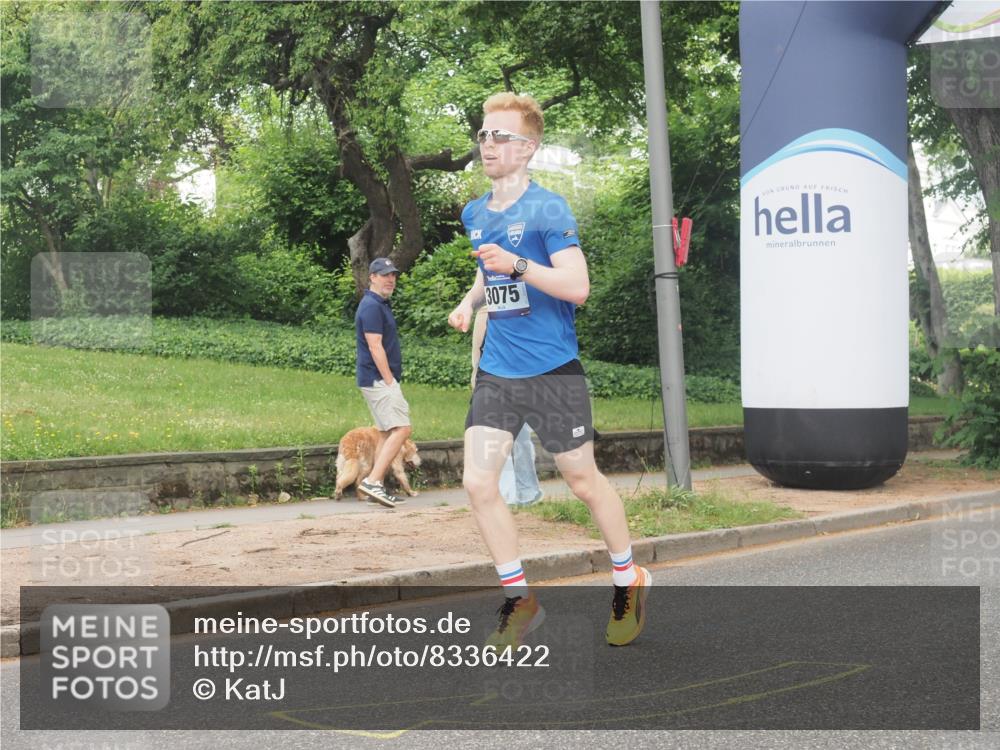 29.06.2025 - hella hamburg halbmarathon KatJ http://msf.ph/oto/8336422 29.06.2025 10:18:08 Zwischen KM18-KM19 1953, 3075 meine-sportfotos.de