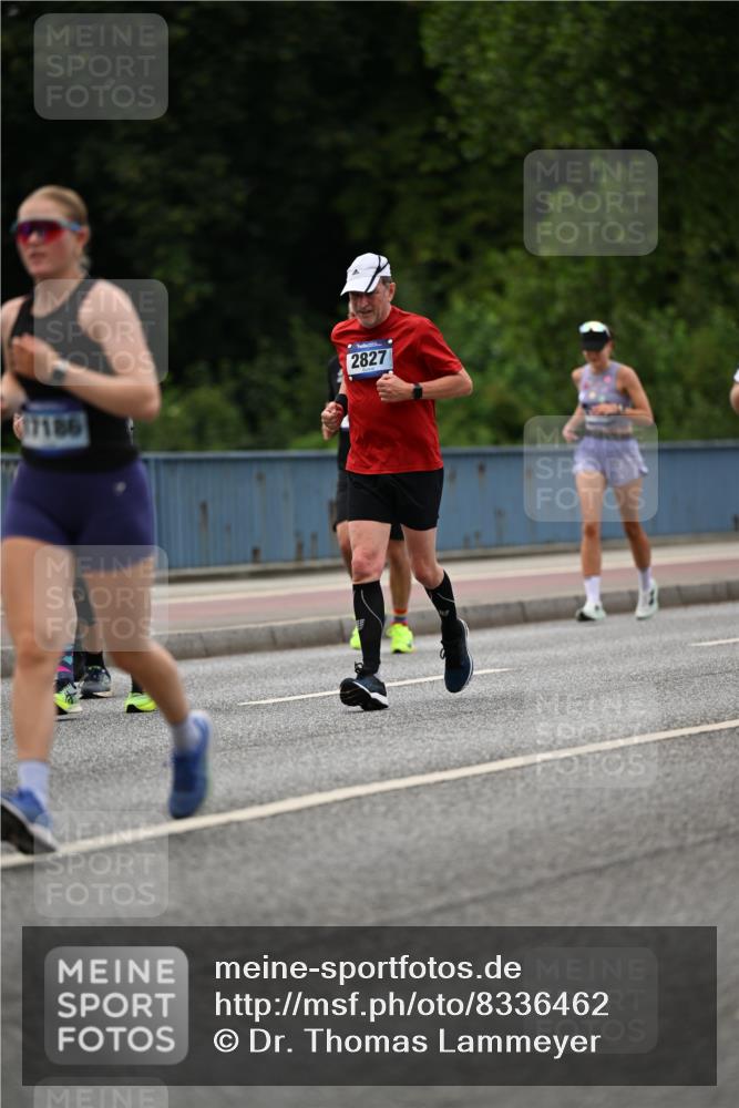 29.06.2025 - hella hamburg halbmarathon Dr. Thomas Lammeyer http://msf.ph/oto/8336462 29.06.2025 10:40:02 Kennedybrücke 1336, 1717, 2352, 2412, 2588, 2827, 3828, 4413, 4965, 5147, 5531, 6189, 6845, 6867, 7111, 7275, 8356, 8567, 8947, 9470, 9819, 10047, 10565, 10567, 11010, 11187, 11198, 11233, 11359 meine-sportfotos.de