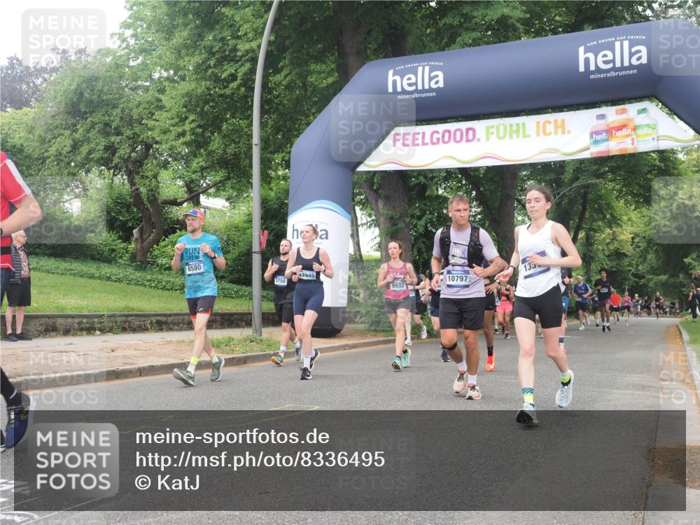 29.06.2025 - hella hamburg halbmarathon KatJ http://msf.ph/oto/8336495 29.06.2025 10:47:53 Zwischen KM18-KM19 3740, 5708, 6580, 7006, 8154, 8421, 8422, 8483 meine-sportfotos.de