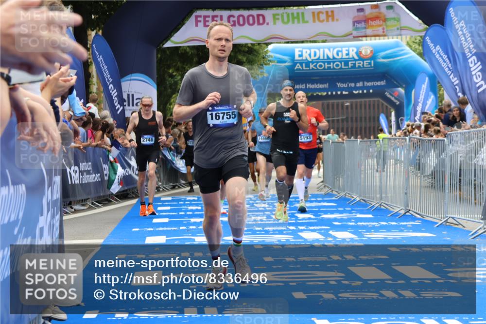 29.06.2025 - hella hamburg halbmarathon Strokosch-Dieckow http://msf.ph/oto/8336496 29.06.2025 10:33:42 Ziel 1053, 1396, 1743, 2228, 2243, 2746, 2836, 4246, 5193, 12595, 13771, 14310, 14466, 14975, 16243, 16755, 17191 meine-sportfotos.de