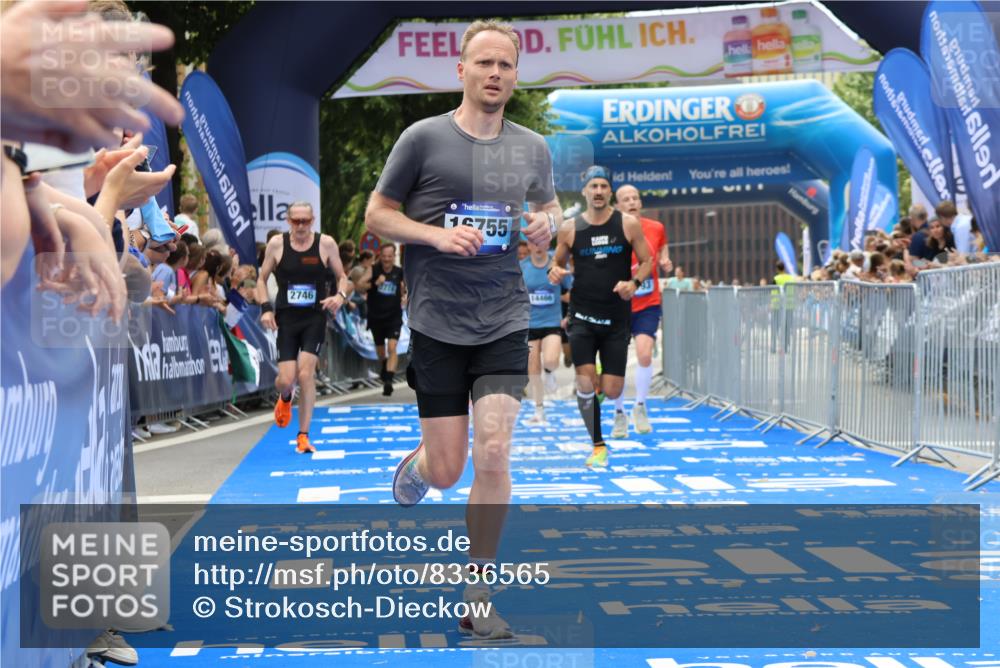 29.06.2025 - hella hamburg halbmarathon Strokosch-Dieckow http://msf.ph/oto/8336565 29.06.2025 10:33:42 Ziel 1053, 1396, 1743, 2228, 2243, 2746, 2836, 4246, 5193, 12595, 13771, 14310, 14466, 14975, 16243, 16755, 17191 meine-sportfotos.de