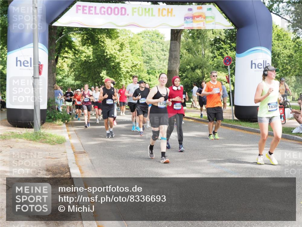 29.06.2025 - hella hamburg halbmarathon MichiJ http://msf.ph/oto/8336693 29.06.2025 11:35:09 Zwischen KM18-KM19 1129, 2527, 4778, 4898, 5214, 5350, 6097, 6890, 7260, 8718, 11677, 14327, 14582, 16384, 16555, 16789, 17872, 18838 meine-sportfotos.de