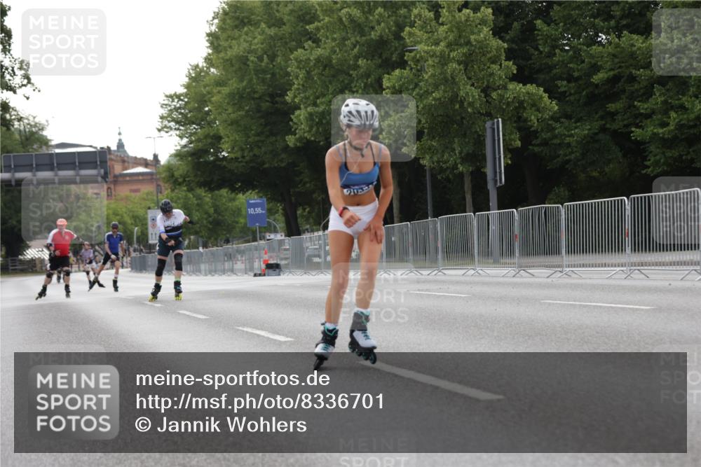 29.06.2025 - hella hamburg halbmarathon Jannik Wohlers http://msf.ph/oto/8336701 29.06.2025 09:01:51 Lombardsbrücke  meine-sportfotos.de
