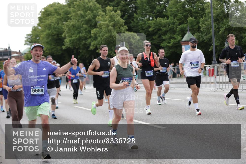 29.06.2025 - hella hamburg halbmarathon Jannik Wohlers http://msf.ph/oto/8336728 29.06.2025 10:40:56 Lombardsbrücke 1536, 1542, 1731, 2229, 2258, 2805, 3344, 3532, 3533, 3623, 4412, 4415, 4610, 5225, 5688, 5689, 5928, 5942, 6088, 6250, 6793, 6894, 7022, 7023, 7821, 8293, 8385, 8586, 8751, 8878, 8992, 9962, 10181, 10483, 10835, 11166, 11209, 11437, 11438, 11851, 12481, 13168, 13299, 13373, 13778, 13877, 14037, 14253, 14376, 15076, 15224, 15953, 16260, 16454, 16550, 16559, 16846, 17370, 18494, 18814, 18888 meine-sportfotos.de
