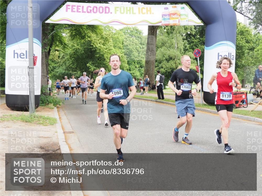 29.06.2025 - hella hamburg halbmarathon MichiJ http://msf.ph/oto/8336796 29.06.2025 10:39:14 Zwischen KM18-KM19 1098, 2397, 2818, 4967, 6286, 8139, 14561, 15426, 15829, 17530, 17682 meine-sportfotos.de