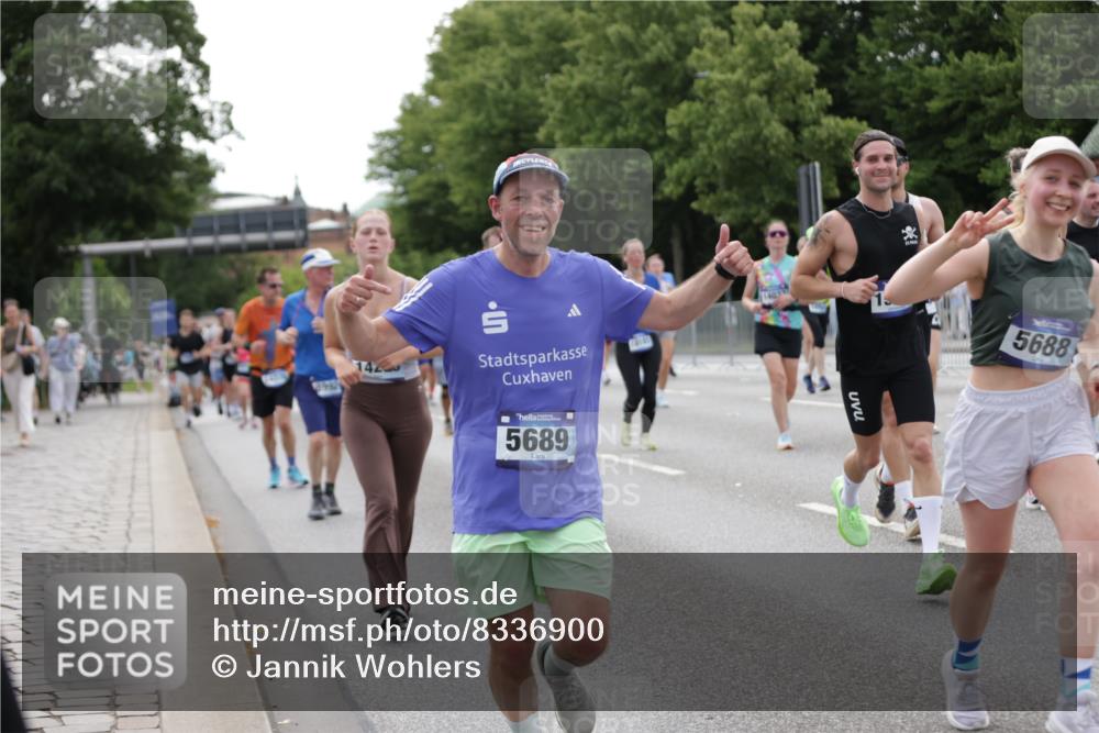 29.06.2025 - hella hamburg halbmarathon Jannik Wohlers http://msf.ph/oto/8336900 29.06.2025 10:40:57 Lombardsbrücke 1536, 1542, 1731, 2229, 2258, 2805, 3344, 3532, 3533, 3623, 4412, 4415, 4610, 5688, 5689, 5928, 5942, 6088, 6250, 6793, 6894, 7022, 7023, 7821, 8293, 8385, 8586, 8751, 8878, 8992, 10181, 10348, 10483, 11166, 11209, 11437, 11438, 11851, 12481, 13018, 13168, 13299, 13373, 13877, 14037, 14253, 14376, 15076, 15224, 16260, 16550, 16559, 16846, 17370, 18814, 18888, 18900 meine-sportfotos.de