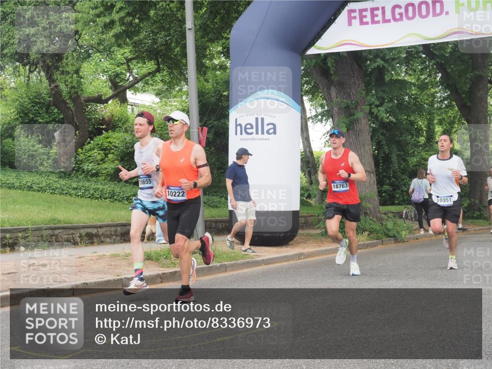 29.06.2025 - hella hamburg halbmarathon KatJ http://msf.ph/oto/8336973 29.06.2025 10:18:20 Zwischen KM18-KM19  meine-sportfotos.de