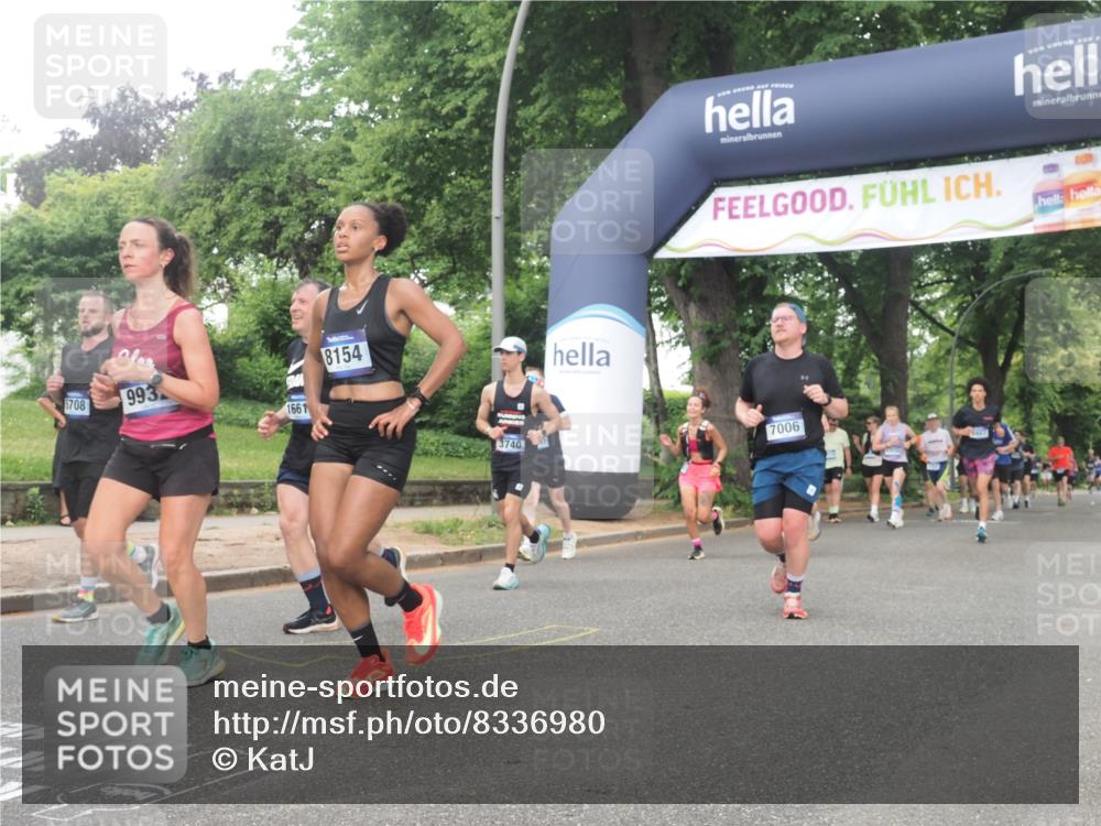 29.06.2025 - hella hamburg halbmarathon KatJ http://msf.ph/oto/8336980 29.06.2025 10:47:55 Zwischen KM18-KM19 3740, 5602, 5603, 5708, 6580, 7006, 7757, 8154, 8421, 8422 meine-sportfotos.de